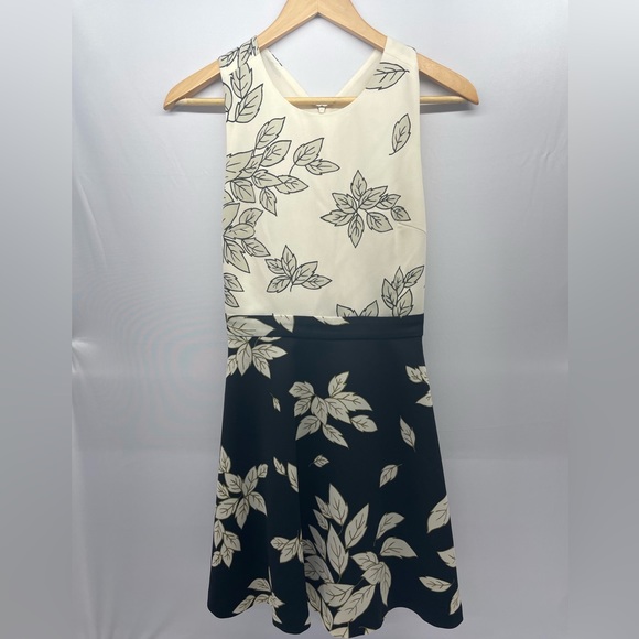 Zara Leaf Print Dress Black and White XS - Picture 2 of 8